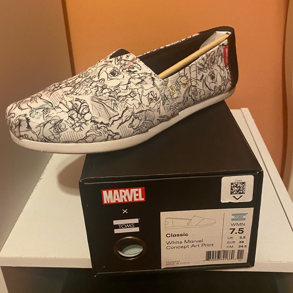 Toms x Marvel shoes Size WMS 7.5 black and white brand new with box